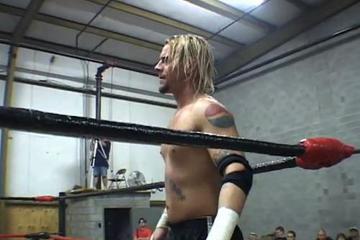 Iwa mid south 11 02 2002 3